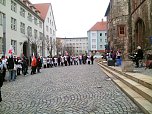 Kundgebung vor dem Rathaus (Foto: Peter Blei)