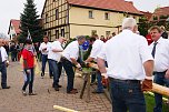 Maibaum in Obergebra gesetzt (Foto: Michael Randel) Maibaum in Obergebra gesetzt (Foto: Michael Randel)