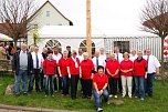 Maibaum in Obergebra gesetzt (Foto: Michael Randel) Maibaum in Obergebra gesetzt (Foto: Michael Randel)
