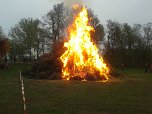 Walpurgisfeuer in Hoym (Foto: Peter Blei)