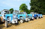 Schlepperfest in Herrmannsacker (Teil 1) (Foto: Helmut Michel) Schlepperfest in Herrmannsacker (Teil 1) (Foto: Helmut Michel)