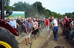 Schlepperfest in Herrmannsacker (Teil 2) (Foto: Helmut Michel) Schlepperfest in Herrmannsacker (Teil 2) (Foto: Helmut Michel)