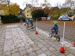 Spielerische Verkehrserziehung (Foto: D. Köhler) Spielerische Verkehrserziehung (Foto: D. Köhler)