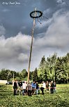 Maibaum gesetzt (Foto: Berti Voigt) Maibaum gesetzt (Foto: Berti Voigt)