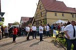 Maibaum in Obergebra gesetzt (Foto: Michael Randel) Maibaum in Obergebra gesetzt (Foto: Michael Randel)