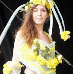 Flower Power beim Rolandsfest (Foto: Karin Lehmann, Peter Blei) Flower Power beim Rolandsfest (Foto: Karin Lehmann, Peter Blei)