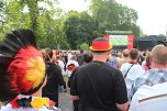 Erstes Public Viewing im Parkschloss (Foto: Angelo Glashagel)