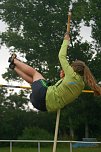 Stabhochsprung im Sommer (Foto: Uwe Tittel)