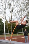 Herbstspringen auf dem Hohekreuz-Sportplatz (Foto: Uwe Tittel)