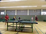 Tischtennis f&uuml;r Alt und Jung (Foto: D. Lohmann)