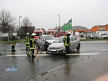 Unfall in der L&ouml;wentorstra&szlig;e (Foto: Feuerwehr Bleicherode)