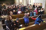 Im Nordh&auml;user Dom zeigte der &ouml;kumenische Kindergarten heute sein Krippenspiel (Foto: Angelo Glashagel)