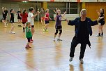 Zumba f&uuml;r Handballerinnen (Foto: Sandra Arm)