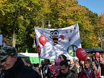 Demo gegen TTIP (Foto: Harald Buntfuß) Demo gegen TTIP (Foto: Harald Buntfuß)