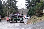 Schwer verletzt bei Unfall (Foto: Nicko Kratzin, Feuerwehr Neuhof) Schwer verletzt bei Unfall (Foto: Nicko Kratzin, Feuerwehr Neuhof)