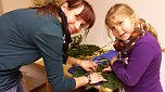 Adventsbasteln in Niedersachswerfen (Foto: P. Gerlach)