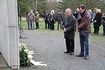Kranzniederlegung und Gedenken an die Opfer des Nationalsozialismus auf dem Nordh&auml;user Ehrenfriedhof (Foto: Angelo Glashagel)