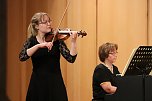 Junge Geiger im Konzert (Foto: Karl-Heinz Herrmann)