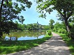 Abstecher in den Schlosspark (Foto: Peter Blei) Abstecher in den Schlosspark (Foto: Peter Blei)
