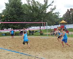 Toller Sport am Kiesteich-Strand (Foto: Stadtwerke) Toller Sport am Kiesteich-Strand (Foto: Stadtwerke)