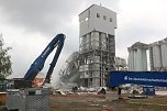 Adieu Gipswerk - der R&uuml;ckbau des fr&uuml;heren Wildgruber-Gipswerkes in Niedersachswerfen l&auml;uft auf Hochtouren (Foto: Susanne Schedwill)