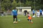 Trainieren mit den Großen - Fußballcamp bei Wacker Nordhausen (Foto: Angelo Glashagel) Trainieren mit den Großen - Fußballcamp bei Wacker Nordhausen (Foto: Angelo Glashagel)
