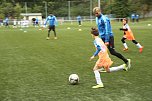 Trainieren mit den Großen - Fußballcamp bei Wacker Nordhausen (Foto: Angelo Glashagel) Trainieren mit den Großen - Fußballcamp bei Wacker Nordhausen (Foto: Angelo Glashagel)