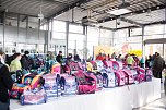Staudenmayers Schulranzentag im Autohaus Peter (Foto: AHP/Fischer)