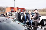 Ab ins Gel&auml;nde: Autohaus-Peter-Gruppe lud zum Aktionstag ins Autodrom (Foto: H. Fischer/AHP)