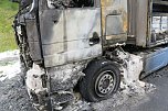 Lkw brannte v&ouml;llig aus (Foto: Feuerwehr Bleicherode)