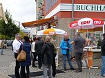 Wahlkampf zwischen Obst und Gem&uuml;se (Foto: Harald Buntfu&szlig;)