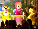 "Mascha und der Bär" in Sundhausen (Foto: Karsten Thorhauer) "Mascha und der Bär" in Sundhausen (Foto: Karsten Thorhauer)