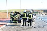Auto brannte auf Rastplatz aus (Foto: S. Dietzel)