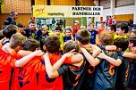 Handballzwerge im Mittelpunkt (Foto: NSV)
