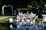Diner en blanc im Park Hohenrode (Foto: Angelo Glashagel) Diner en blanc im Park Hohenrode (Foto: Angelo Glashagel)