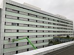 Fassadenreinigung am Südharz-Klinikum (Foto: Südharz Klinikum Nordhausen gGmbH) Fassadenreinigung am Südharz-Klinikum (Foto: Südharz Klinikum Nordhausen gGmbH)