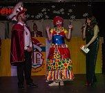 Salzaer Närrinnen und Narren feierten im Jugendclubhaus (Foto: S. Tetzel) Salzaer Närrinnen und Narren feierten im Jugendclubhaus (Foto: S. Tetzel)