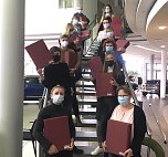 Aufmerksamkeit zum Frauentag (Foto: AHP)