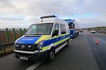 Mehrere Schutzengel an Bord gehabt - Unfall auf der A38 (Foto: S. Dietzel) Mehrere Schutzengel an Bord gehabt - Unfall auf der A38 (Foto: S. Dietzel)
