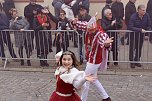 Ein bunter Karnevalszug zog sich am Rosenmontag durch Sondershausen (Foto: Eva Maria Wiegand)
