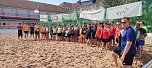 Freizeitturnier, 2 gegen 2 und 4 gegen 4 - insgesamt 120 Partien wurden beim 14. Stadtwerke-Beachcup ausgetragen (Foto: Stadtwerke Nordhausen) Freizeitturnier, 2 gegen 2 und 4 gegen 4 - insgesamt 120 Partien wurden beim 14. Stadtwerke-Beachcup ausgetragen (Foto: Stadtwerke Nordhausen)