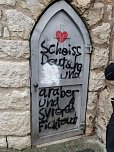Schmierereien auf dem Petersberg (Foto: S. Dietzel)