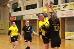 Die NSV Handball-Damen gegen den HSG Ilmkreis  (Foto: Uwe Tittel)