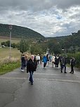 Die Herzsportgruppe machte sich auf den Weg nach Nebra und zu duftenden Rosen (Foto: Wilfried Rossmel) Die Herzsportgruppe machte sich auf den Weg nach Nebra und zu duftenden Rosen (Foto: Wilfried Rossmel)
