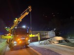 Bergungsarbeiten auf der A38 (Foto: S. Dietzel) Bergungsarbeiten auf der A38 (Foto: S. Dietzel)