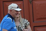 Fans und Cheftrainer des Th&uuml;ringer HC Herbert M&uuml;ller verabschieden neun Spitzenhandballerinnen in Bad Langensalza (Foto: Eva Maria Wiegand)