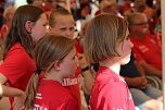Fans und Cheftrainer des Th&uuml;ringer HC Herbert M&uuml;ller verabschieden neun Spitzenhandballerinnen in Bad Langensalza (Foto: Eva Maria Wiegand)