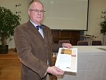 Bibliothekspreis &uuml;bergeben (Foto: Karl-Heinz Herrmann)