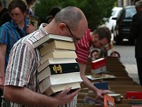 Bild: B&uuml;cher, B&uuml;cher und nochmals B&uuml;cher
