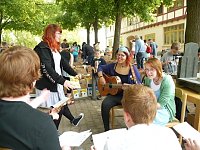 Bild: B&uuml;cher, B&uuml;cher und nochmals B&uuml;cher